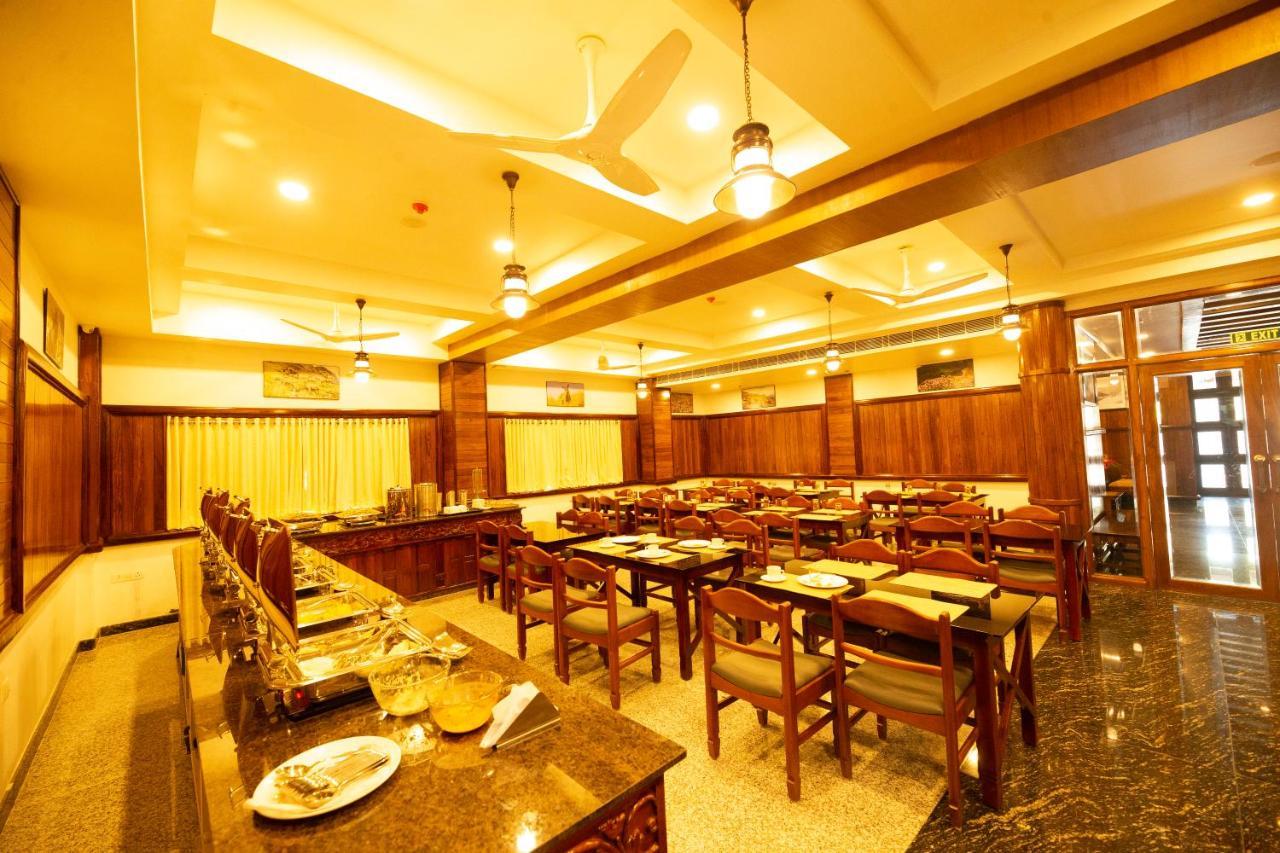 Hotel Guruvayur Darshan Buitenkant foto