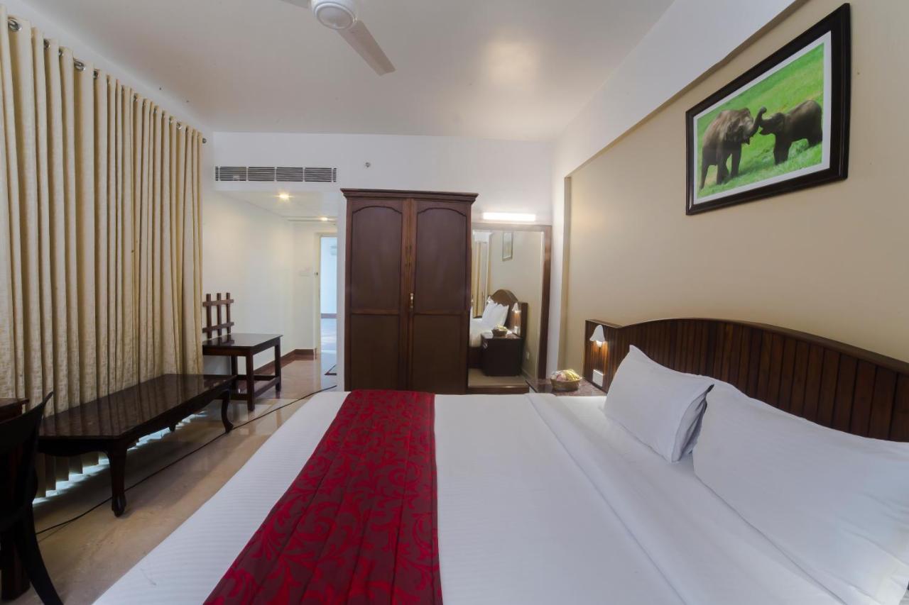 Hotel Guruvayur Darshan Buitenkant foto