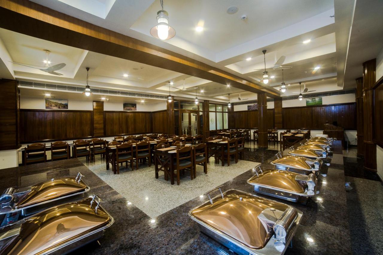 Hotel Guruvayur Darshan Buitenkant foto