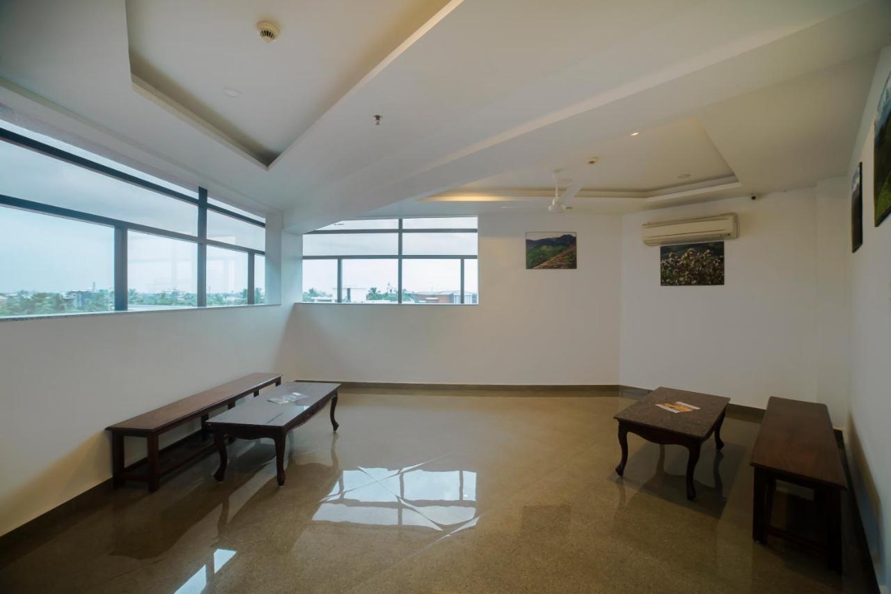 Hotel Guruvayur Darshan Buitenkant foto